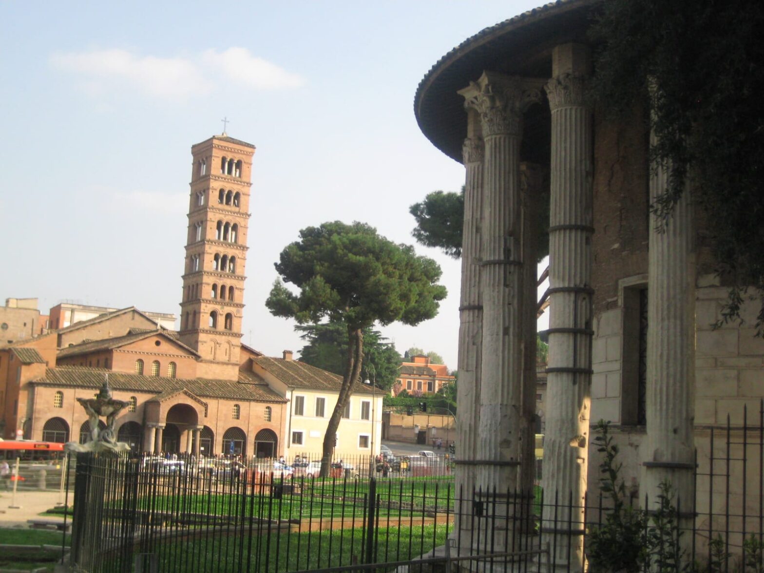 Il Velabro, la valle dei templi